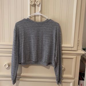 crop top sweater